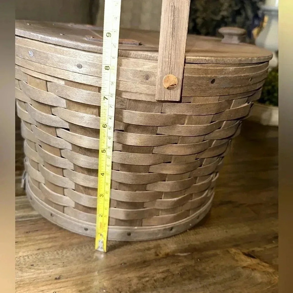 1986 Vintage Longaberger Handwoven Storage Basket Swing Handle Hinged Lid Rare - Picture 6 of 16